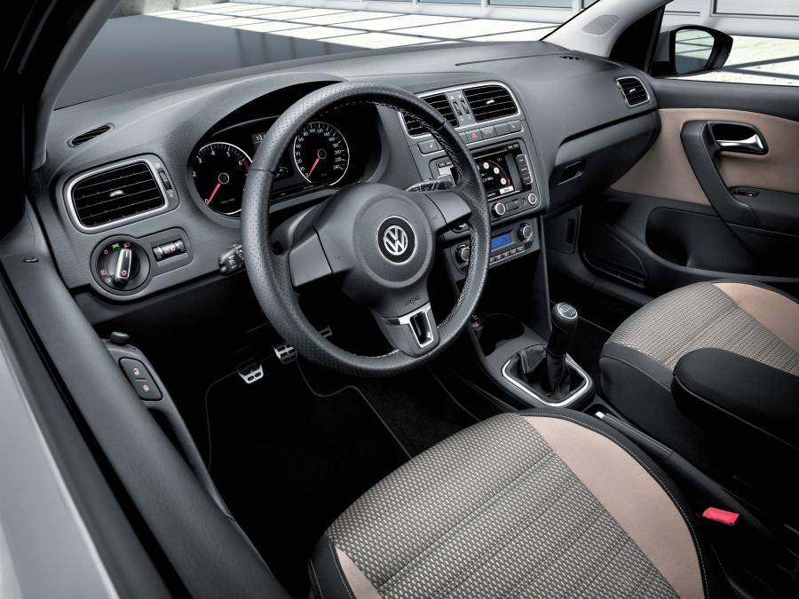  Volkswagen CrossPolo 2010 года  (фото 5 из 20)